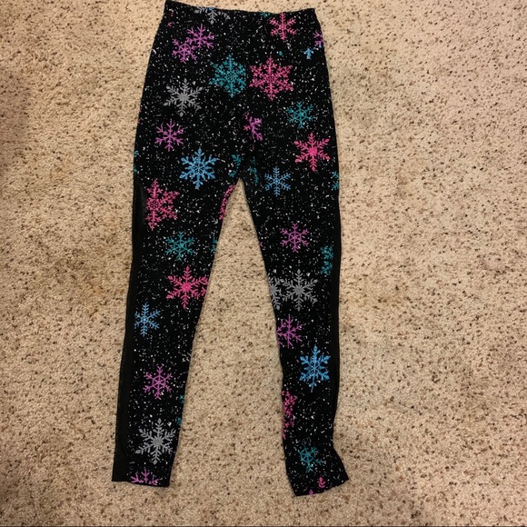 Snowflake Leggings With Sheer Calves 